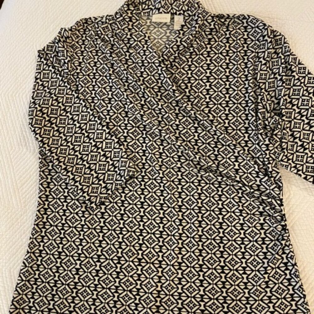 CHICO'S Traveler's Surplice top - Chico's Size 2 / Large / 12